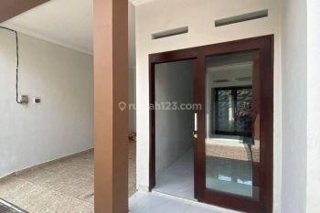 RUMAH RENON 1 LANTAI BARU SEMI FURNISH