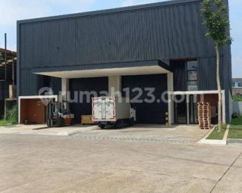 Dijual Gudang Besar Strategis di Nanjung Bandung