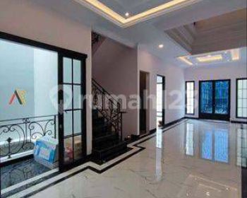 Rumah Dalam Perumahan Jl Sulawesi Dekat Kampus UGM