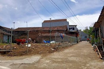 Tanah Pekarangan Tengah Kota Banyuanyar Solo