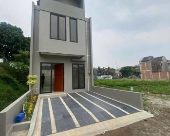 Rumah Baru Dalam Perumahan Tanah Baru Depok Dekat Tol Kukusan
