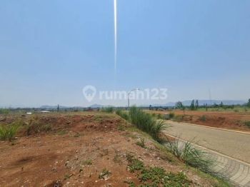 Tanah Datar Dikawasan Beken Diarea Kota Baru Parahyangan, Bandung