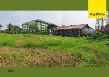 Tanah Luas Pondok Melati Tepi Jalan Akses Masuk Tersendiri