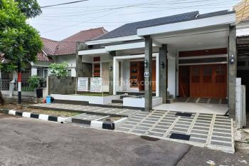 Rumah Keren Sangat Terawat di Komplek Mitra Dago Antapani