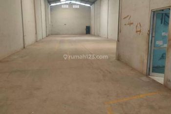 Gudang multiguna dekat Daan Mogot dan Bandara