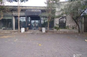 Ruang Usaha Disewakan Lokasi Bagus, Area Badung