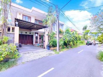 Dijual rumah mewah murah dekat living world gatsu tengah bali
