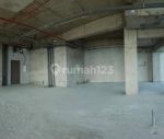 thumbnail-dijual-penthouse-apartement-st-moritz-tower-new-presidential-5