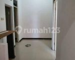 thumbnail-rumah-2-lantai-daerah-kenjeran-jalan-lebak-indah-6