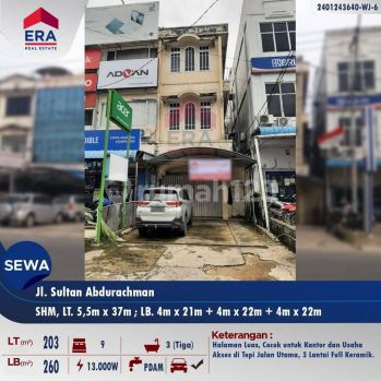 Ruko 3 Lantai Full Keramik Cocok Untuk Kantor di Pontianak Kota