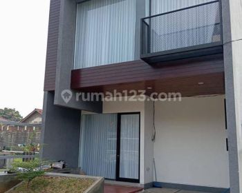 Rumah townhouse ternyaman di cirendeu nempel lebak bulus