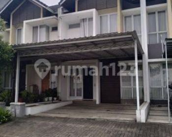 Dijual Rumah 2lantai Siap Huni,rumah Modern Dikawasan Strategis