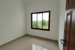 thumbnail-sewa-rumah-murah-di-perumahan-ivory-bekasi-timur-regency-9