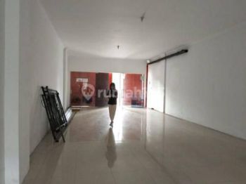 Ruko 3.5 Lantai Bagus Strategis di Pasirkaliki, Bandung