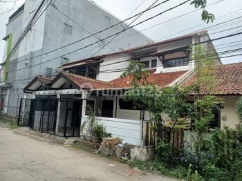 Rumah Luas Siap Huni Area Strategis di Taman Kopo Indah 1
