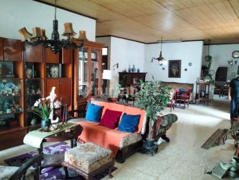 Dijual Rumah Cocok Untuk Investor Bangun Usaha di Sukajadi, Cipaganti