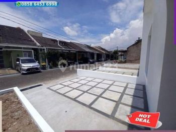 Toplah Rumah Hoek Cluster Cisaranten Antapani Bandung 313M1