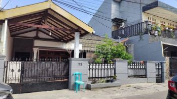 Dijual Rumah di Kayu Putih