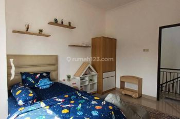 Rumah mewah 2 lantai anti banjir BONUS+free canopi free AC free s