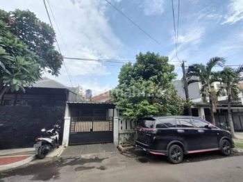Rumah Siap Huni di Komplek Pondok Bambu Jakarta Timur