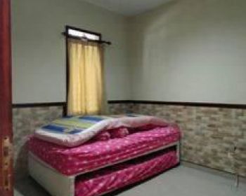 Rumah Disewakan Kota Baru Parahyangan Semi Furnished