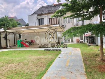 Rumah Asrinyaman 2 Lantai Di Lebak Bulus Jakarta Selatan