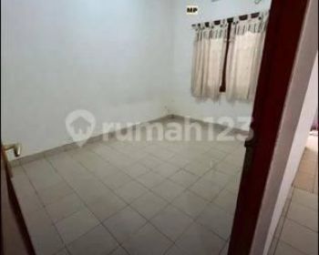 Dijual Rumah Bagus Dan Nyaman, Area Kota Wisata