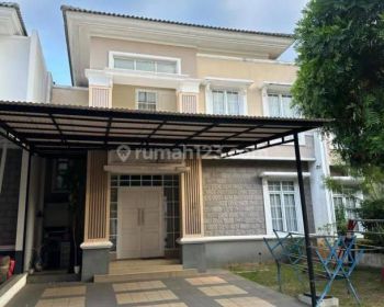 Disewakan Rumah 2 Lantai Baru Renovasi Rapi Asri Cluster Menagio Illago Gading