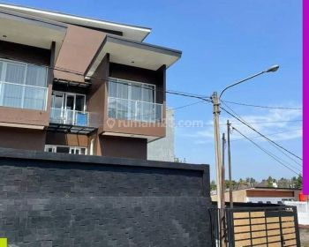 Toplah Rumah Hook Ready Stock Di Setiabudi Bandung 182B2