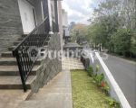 thumbnail-rumah-rasa-villa-di-tengah-kota-bandung-dago-0