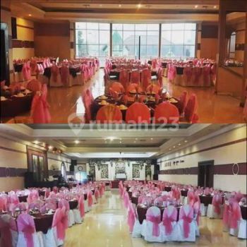 EX RESTO PUSAT KOTA LOKASI SANGAT STRATEGIS COCOK UTK RESTO DLL