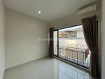 thumbnail-rumah-2-lantai-semi-furnished-di-de-park-bsd-tangerang-6