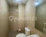 thumbnail-disewakan-2-kamar-unfurnish-apartemen-mediterania-garden-2-5