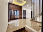 thumbnail-jual-cepat-rumah-3-lantai-sudah-renovasi-semi-furnished-serpong-2