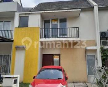 Rumah Premier Park 2 Strategis