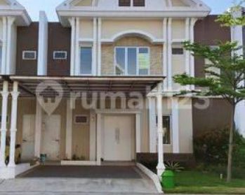 Rumah 2 lantai di Jakarta Garden City Cluster North Thames