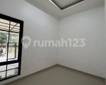 thumbnail-rumah-baru-bagus-minimalis-classic-di-kencana-loka-bsd-13