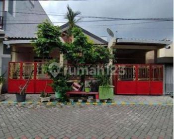Rumah Siap Huni di Babatan Pilang