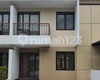 Rumah Minimalis 2 Lantai Bagus Unfurnished di Pasteur, Bandung