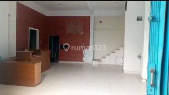 Disewakan Ruko di Pinggir Jalan Bintara Bekasi Barat