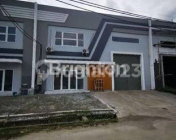 Gudang di Kawasan Industri Teluk Naga