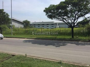 TANAH KOMERSIAL 1451m di KAWASAN INDUSTRI DELTA SILICON BEKASI
