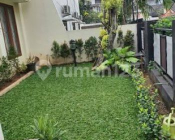 Di Jual Rumah di Kebayoran Lama