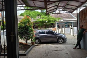 Disewakan Rumah di Komplek Banyu Biru Regency Ciwastra