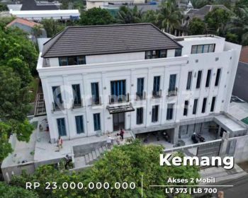 Rumah Baru Strategis di Kemang Jakarta Selatan