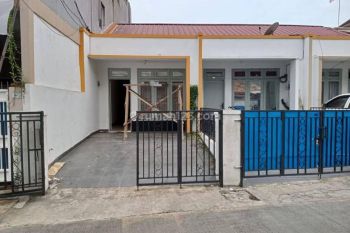 kan Rumah Dengan Lokasi Strategis Di Daerah Kayu Manis