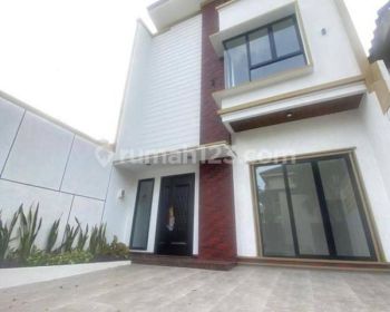 Rumah Baru 2 Lantai Bagus Siap Huni di Bsd