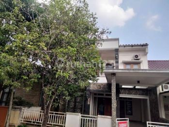 Rumah Semi Furnished Bagus di Kencana Loka, BSD Kencana Loka