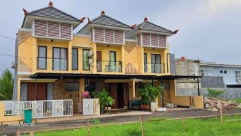 Rumah 2 lantai siap huni DP 0 % Mewah strategis di Bekasi