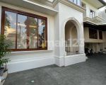 thumbnail-dijual-rumah-mewah-design-modern-tropical-dalam-komplek-nyaman-jalan-lebar-di-9-2